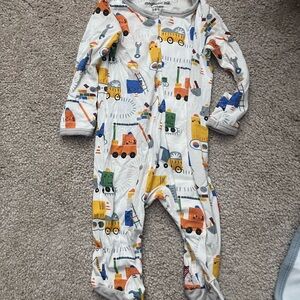 Magnetic me newborn footie